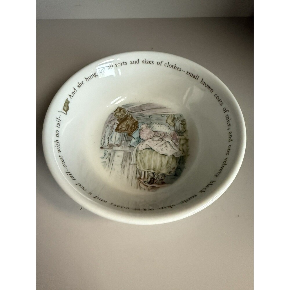 Wedgewood Beatrix Potter Peter Rabbit Mrs Tiggy Winkle Nursery Children's Bowl